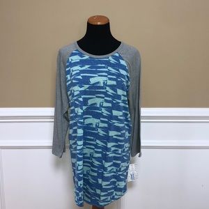 LulaRoe Randy Tee- New